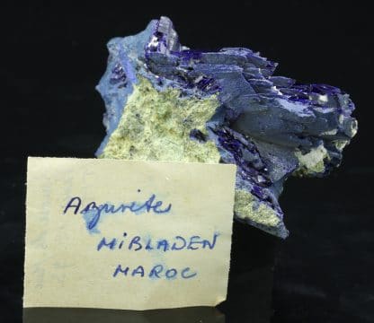 Azurite, district minier de Mibladen, Midelt, région du Drâa-Tafilalet, Maroc.