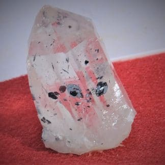 Hématite sur Quartz, Plan du Lac, Saint-Christophe-en-Oisans, Isère.