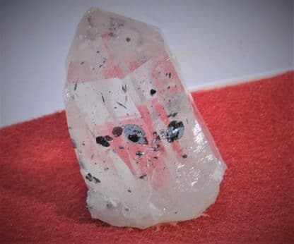 Hématite sur Quartz, Plan du Lac, Saint-Christophe-en-Oisans, Isère.