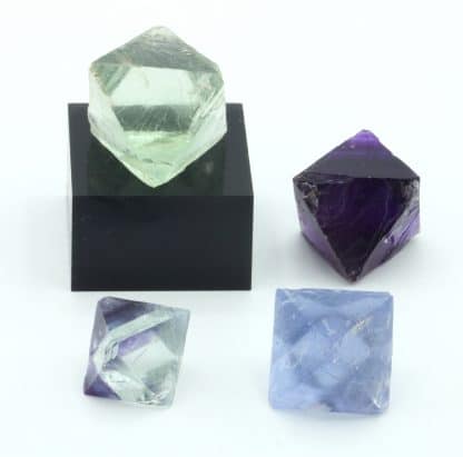 Lot de 4 cristaux de fluorine de Boltry à Seilles en Belgique.