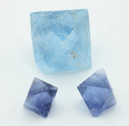 Lot de 3 cristaux de fluorine bleue de Seilles en Belgique.