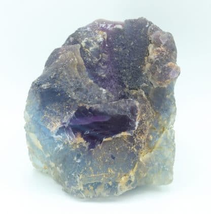 Fluorite bicolore, carrière du Boltry, Seilles, Belgique.