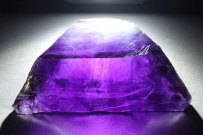 Fluorine violette, carrière Boltry, Seilles, Belgique.