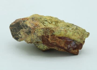 Thorianite, Fort-Dauphin (Tôlanaro), Madagascar.