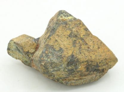 Cristal de bétafite, Betafo, Vakinankaratra, Madagascar.