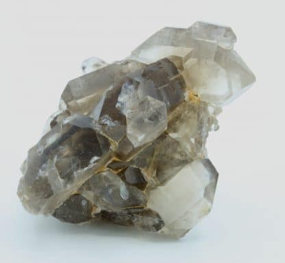 Quartz fumé avec rutile, sud Maevatanana, Madagascar.