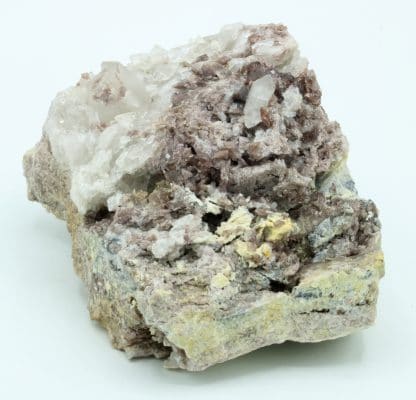 Axinite, Albite et Préhnite, Pêne Arrouye, Campan, Hautes-Pyrénées.