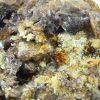 Axinite, Albite et Préhnite, Pêne Arrouye, Campan, Hautes-Pyrénées.