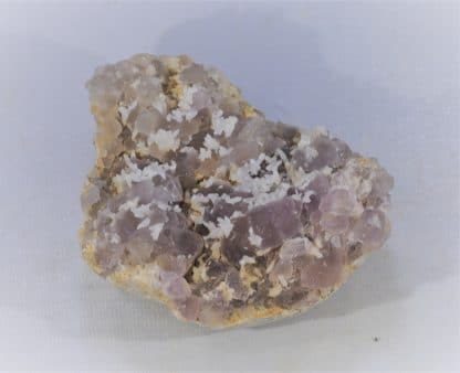 Calcite sur Fluorine, Saint-Georges-les-Bains, Ardèche.