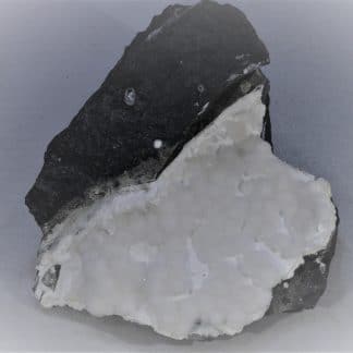 Natrolite, Tacharanite, Puech de Vermus, Espalion, Aveyron.