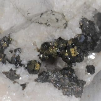 Sphalérite (Blende) et Chalcopyrite, Var, France.