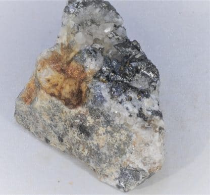 Tétraédrite sur Quartz, Langeac, Haute-Loire.