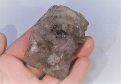 Fluorine violette, mine de Peyrebrune, Tarn.