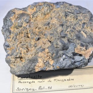 Pyrolusite, Savigny-Poil-Fol, Nièvre.