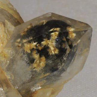 Quartz fantôme et Rutile, Trou de la Fée, Les Deux-Alpes, Isère.