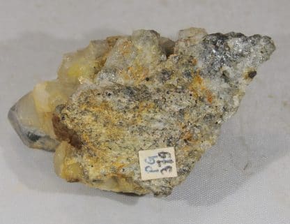 Quartz fantôme et Rutile, Trou de la Fée, Les Deux-Alpes, Isère.