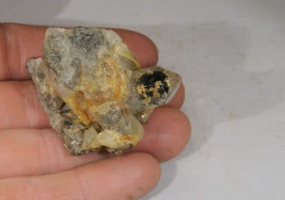 Quartz fantôme et Rutile, Trou de la Fée, Les Deux-Alpes, Isère.