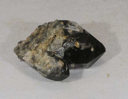 Quartz fantôme et Rutile doré, Trou de la Fée, Les Deux-Alpes, Isère.