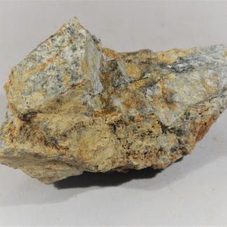 Chalcotrichite (Cuprite), Le Moulinal, Tarn.