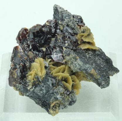 Sphalérite (Blende), Galène, et Sidérite, La Mure, Isère.