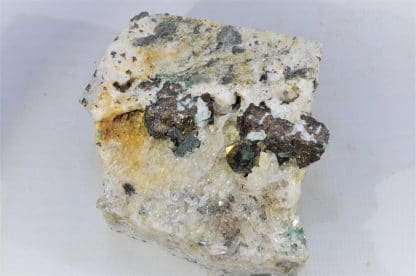 Chalcopyrite et Quartz, Mine de la Gardette, Oisans, Isère.