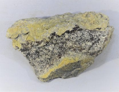 Pucherite et Schumacherite, Pucher shaft, Wolfgang Mine, Schneeberg, Allemagne.