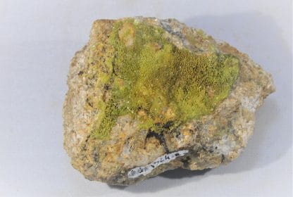 Pyromorphite, Les Rosiers, Pontgibaud, Puy-de-Dôme, Auvergne.