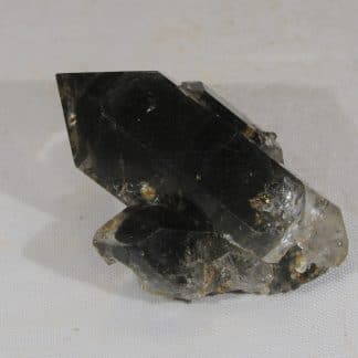 Quartz fantôme et Rutile doré, Trou de la Fée, Les Deux-Alpes, Isère.