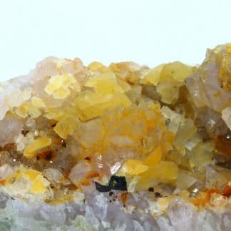 Quartz améthysé, calcite, l’Argentolle, Saône-et-Loire, Morvan.