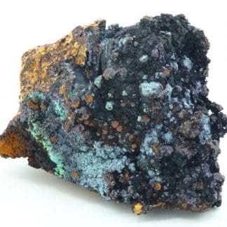 Cristaux de cuprite sur matrice de la mine du Moulinal (Tarn).