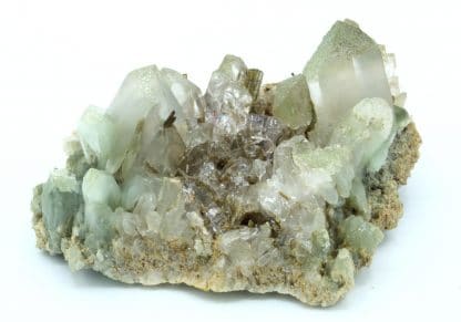 Epidote et quartz à inclusions d'amiante (byssolite), Oisans.