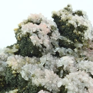 Calcite rose sur chalcopyrite, Laguépie, Tarn-et-Garonne.