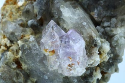 Quartz améthyste, Passage des cristaux, Massif du Beaufortain, Savoie.