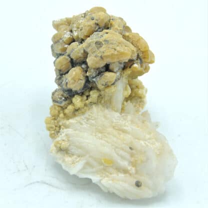 Pyromorphite sur barytine crêtée, Les Farges, Ussel, Corrèze.