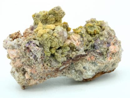 Galène deadbox, mimétite, wulfénite, barytine, fluorite, Lantignié, Rhône.