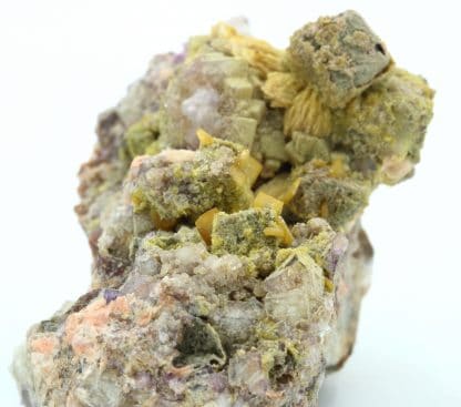 Galène deadbox, mimétite, wulfénite, barytine, fluorite, Lantignié, Rhône.