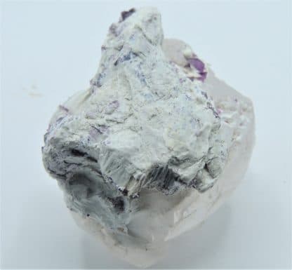 Kämmererite sur Calcite, Kop Krom mine, Aşkale, Erzurum, Turquie.