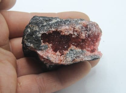 Rhodochrosite, Moanda, Haut-Ogooué, Gabon.