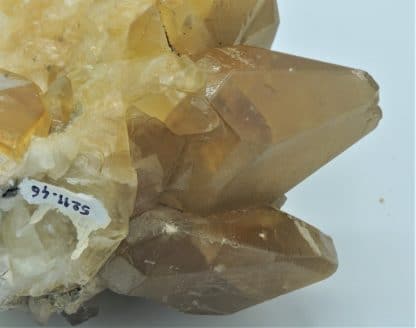 Calcite, Carrière de Biesmerée, Mettet, province de Namur, Belgique.