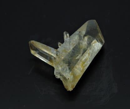 Quartz en macle du Japon / La Gardette, Les Rivoirands, Vizille, Isère.