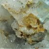 Fluorine bleue sur Quartz, Le Burc (Le Burg), Tarn, France.