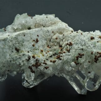 Quartz chloriteux et Sidérite, Grand Pic de la Lauzière, Savoie.