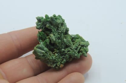 Pyromorphite verte, Mine des Farges, Ussel, Corrèze.