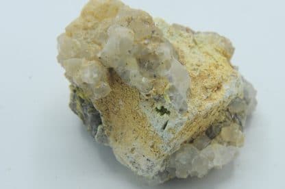 Galène, quartz, pyromorphite, et hydroxyapatite, L’Argentolle, Saône-et-Loire.