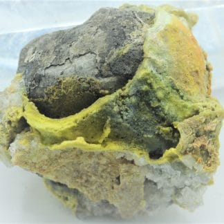 Galène, pyromorphite, et hydroxyapatite, L’Argentolle, Saône-et-Loire.