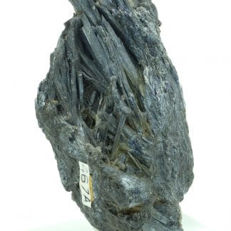 Stibine et quartz de la mine du Dahu à Lubilhac, Haute-Loire.