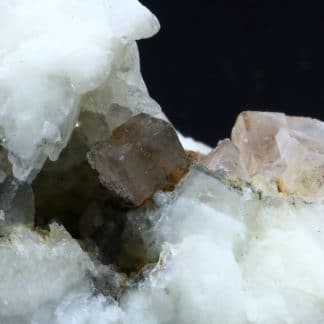 Fluorine en cristaux et calcite, Propiac, Drôme.