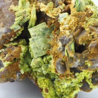 Autunite, Kerler, Lignol, Morbihan, Bretagne.