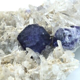 Fluorine sur Quartz, Grand-Champ, Morbihan, Bretagne.