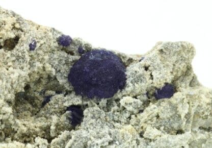 Fluorite violette, Bois-le-Duc, Foisches, Pointe de Givet, Ardennes.